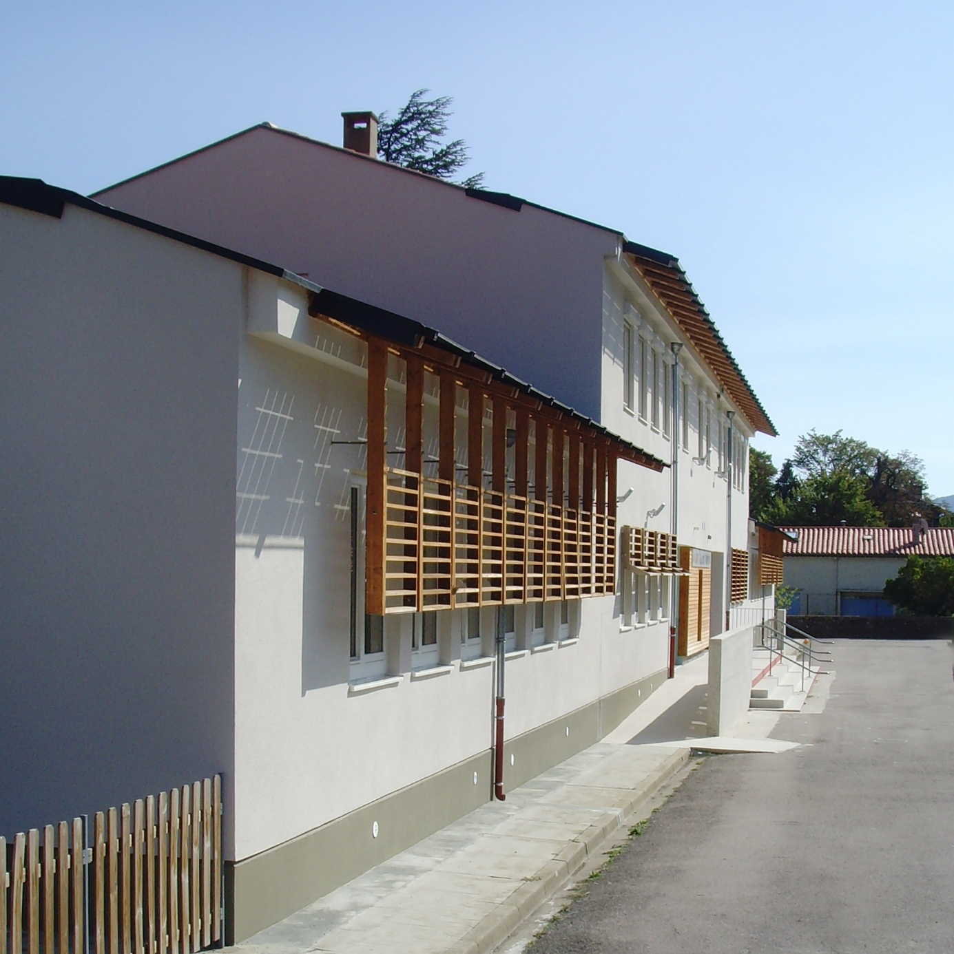 GROUPE SCOLAIRE
J.J. MORER
 ECOLE_Caudies/photos/07.jpg